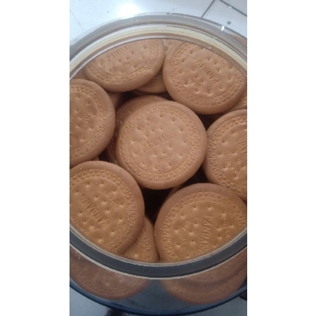 

Biskuit Marie Pandawa