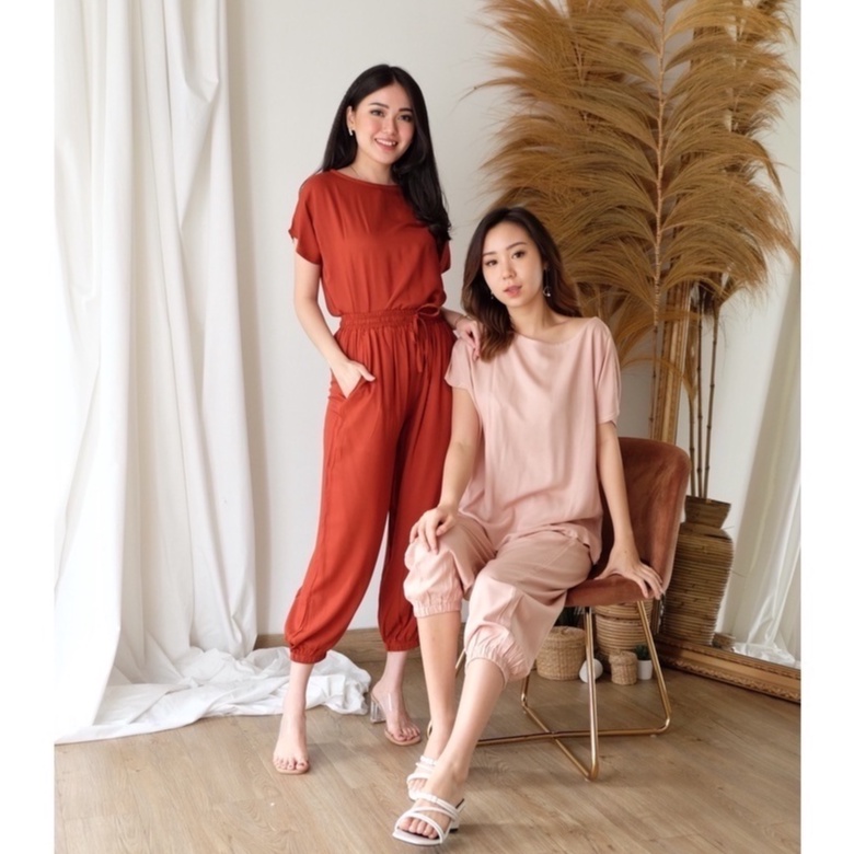 Darby Set - Atasan Celana Jogger Setelan Wanita