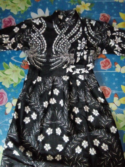 Maura Couple-sania Ruffle Batik Couple Keluarga Ori Ndoro Jowi Dnt Termurah Manuk Tarung Putih