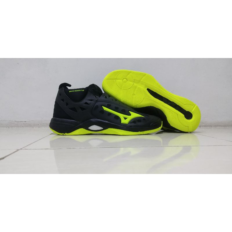 sepatu voli mizuno wave momentum sepatu volley mizuno wave momentum sepatu volley mizuno momentum