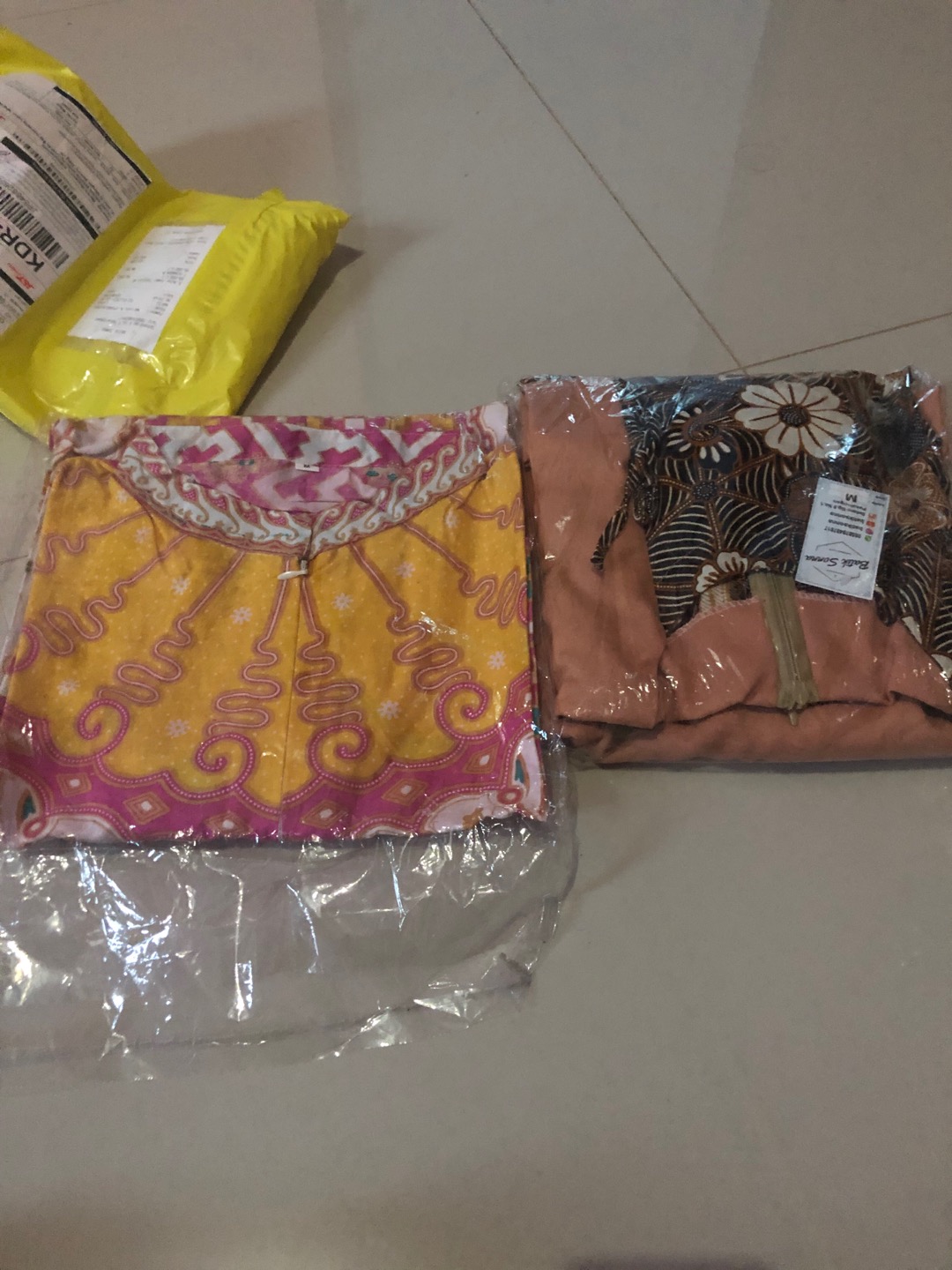 Terlaris Serut Genes Jelita Tunic Navbor Yelbor Whitbor Creambor Tunik Batik Sinaran