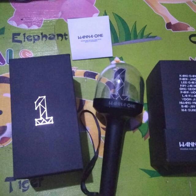 Lightstick wanna one preloved