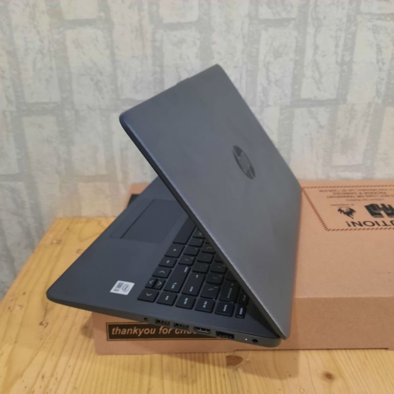 Laptop HP 240 G8 intel Cor i3-1005G1 Gen 10 Ram 4GB/HDD 1TB Ultra HD Graphic Body super slim Windows 10