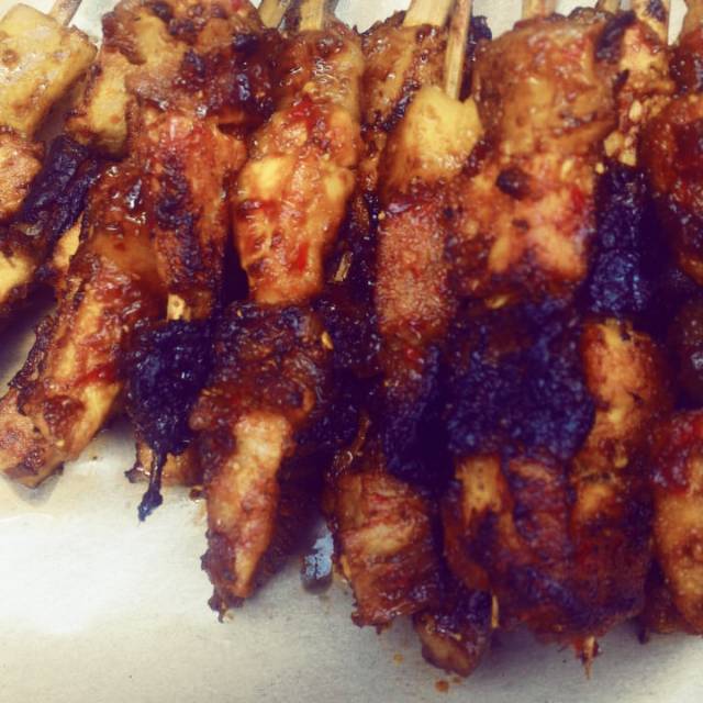 

SATE BABI WARUNG BALI PAK KETUT