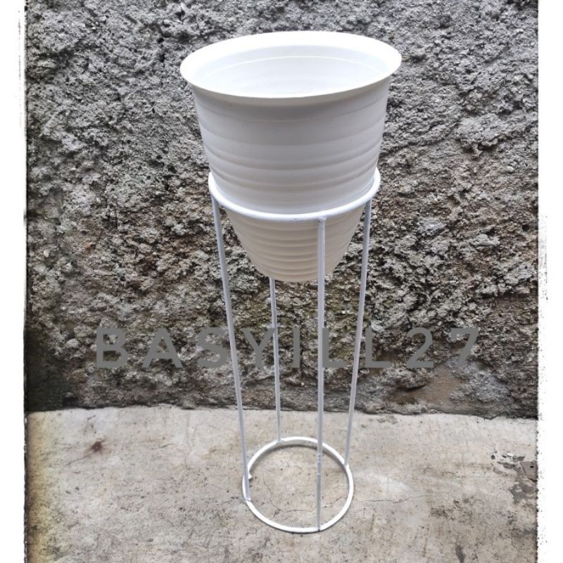 rak besi tanaman hias - pot rak besi tanaman hias