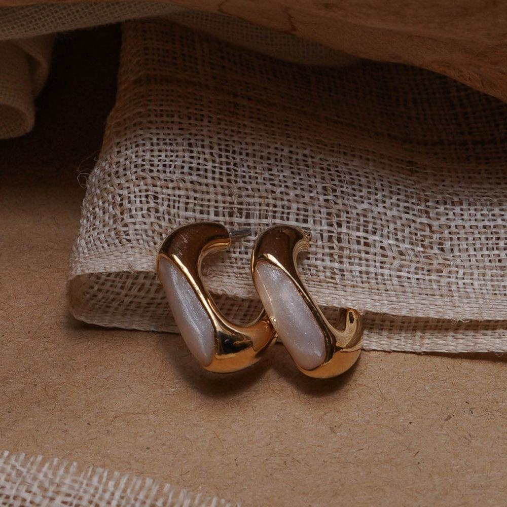 Anting Tusuk AUGUSTINA Elegan Fashion Perhiasan Wanita Emas Logam Gadis Geometris