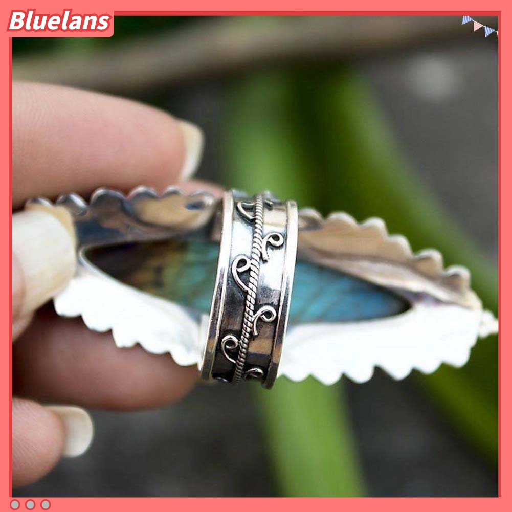Perhiasan Cincin Jari Wanita Model Retro Marquise Cut Labradorite Imitasi Untuk Hadiah