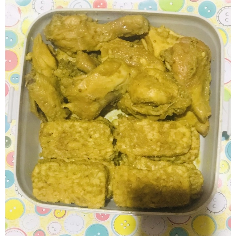 

Ayam bumbu kuning free sambal