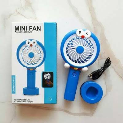 Kipas Angin Tangan Stand Portable Karakter LED Standing Mini Fan bisa COD