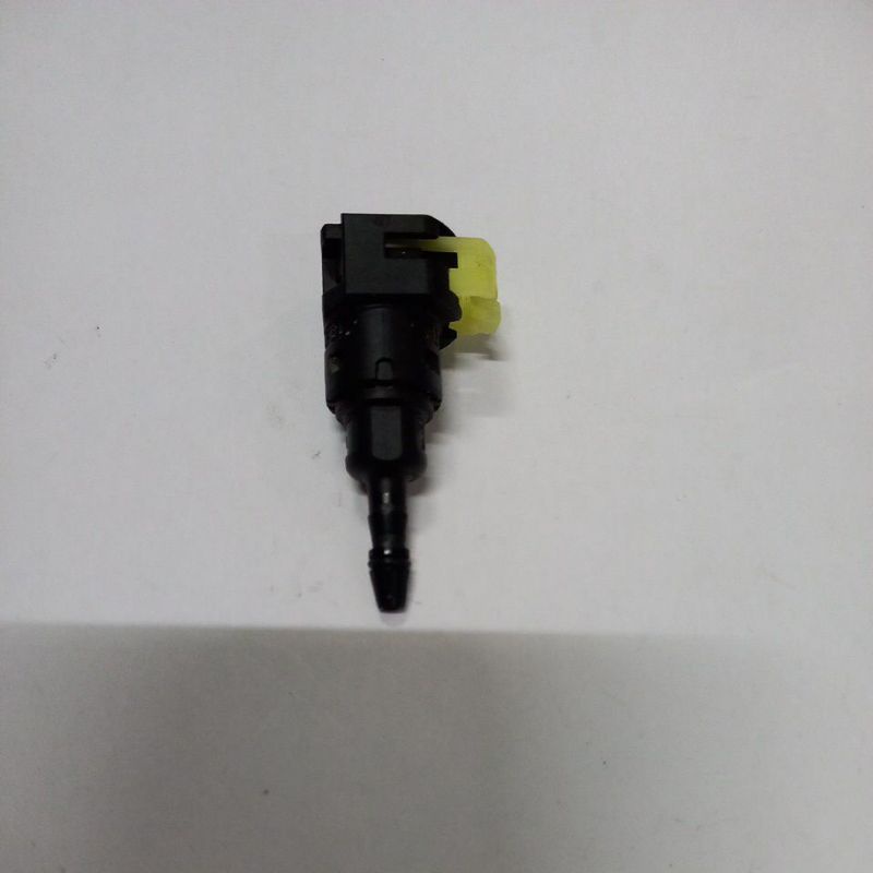 Clip conector nepel selang injektor injeksi 6mm HONDA