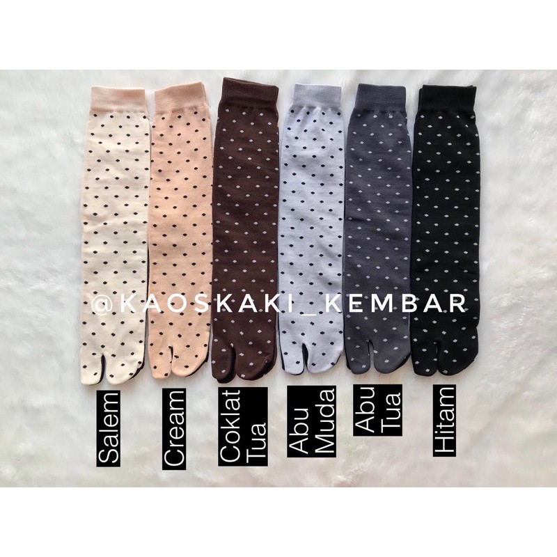 SATU PASANG Kaos Kaki Jempol Nylon Motif Polkadot