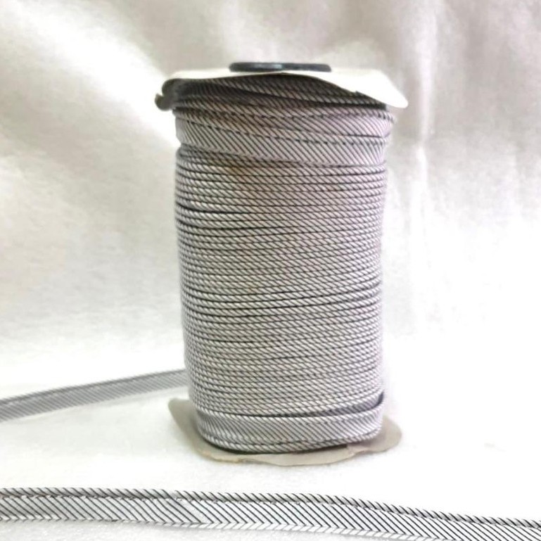 Bisban Isi / Bias Tape / Lis Baju per 1 rol motif garis @90yard