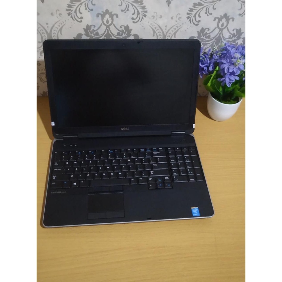 LAPTOP INTEL CORE I7 RAM 16 GB SSD 256 + HDD 500 GB DELL E6540
