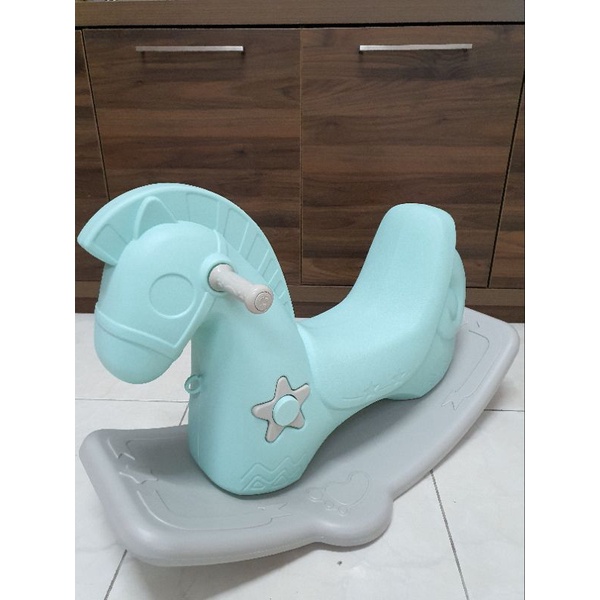 Kuda kudaan ayunan goyang plastik Preloved