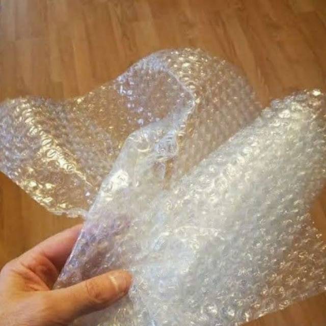 

BUBBLE WRAP (Agar Lebih Safety & Tetap Terjaga Kualitasnya)