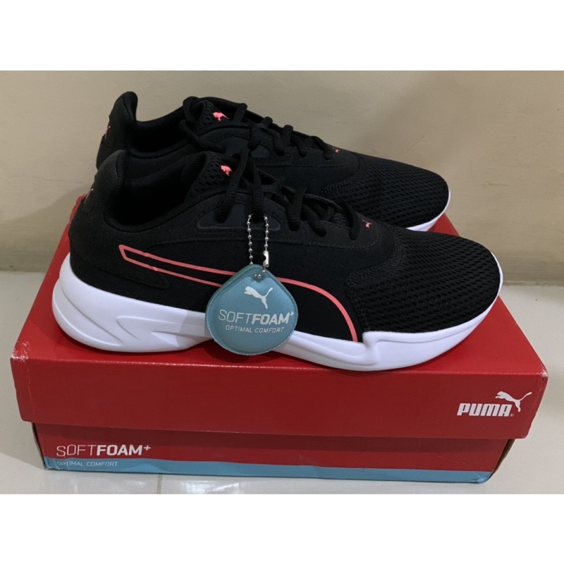 pink and black womens pumas