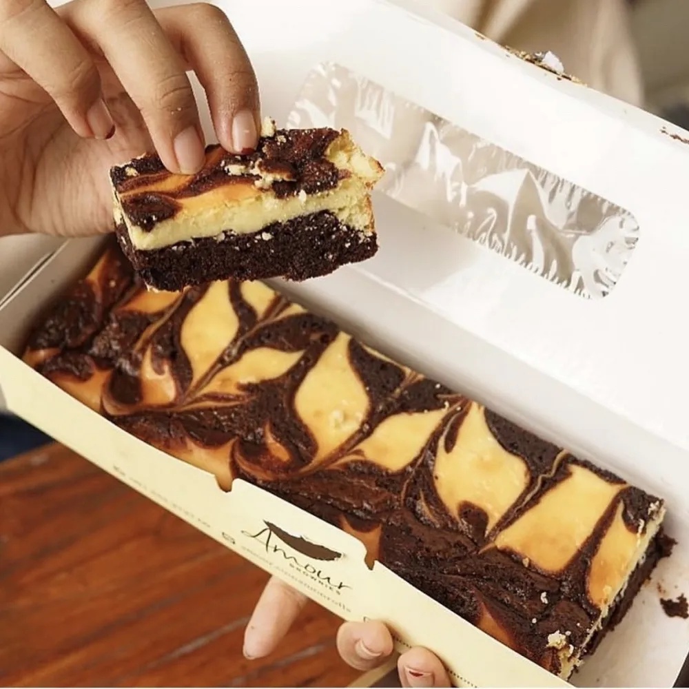 

Cheese Cake Brownies Half Size