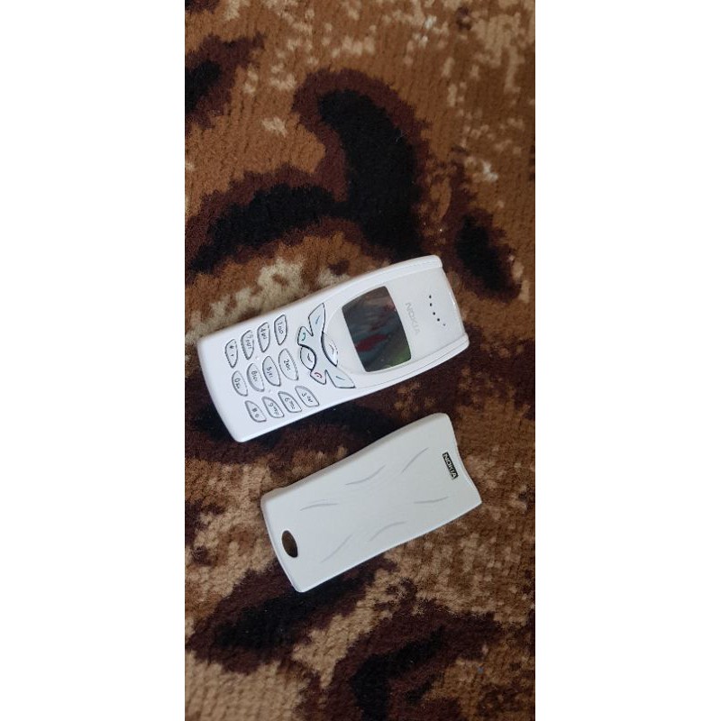 casing nokia 8250 putih