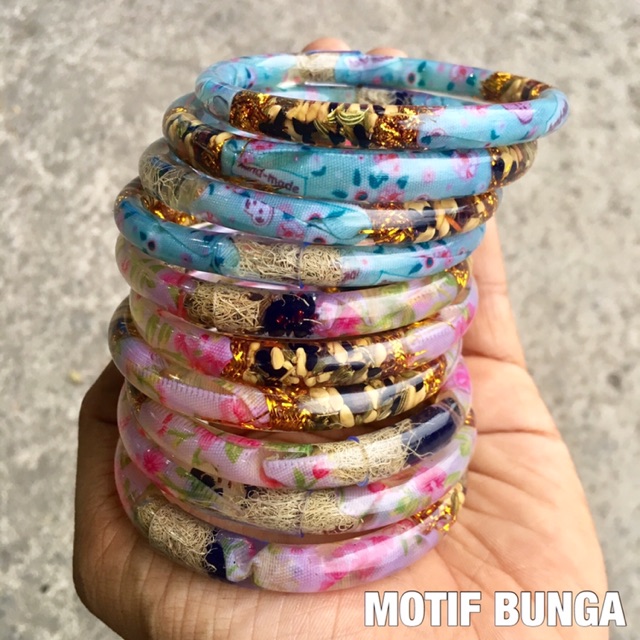 Gelang kariango 5 MOTIF / Gelang Sawan Motif Benang, Mutiara, Polkadot, Hello Kitty, Bunga