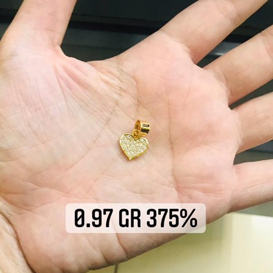 Liontin emas asli love kadar 375