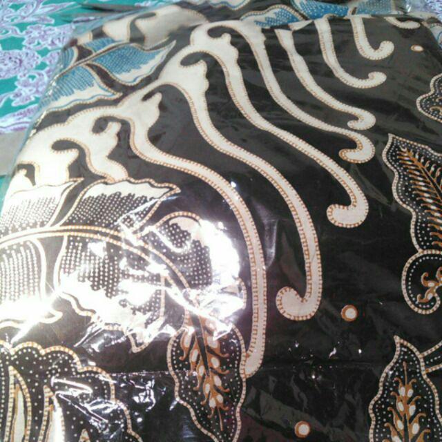 Kain Batik Solo Motif Gunungan Parang Warna Biru