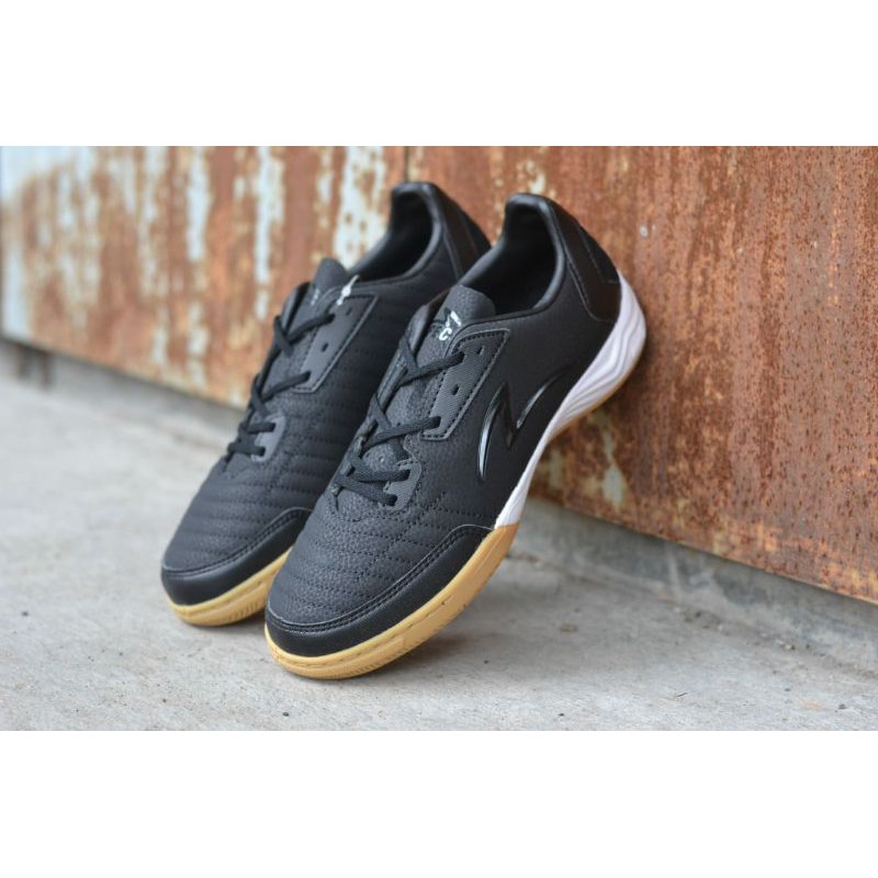 specs METASALA NATIV 2 BLACK WHITE