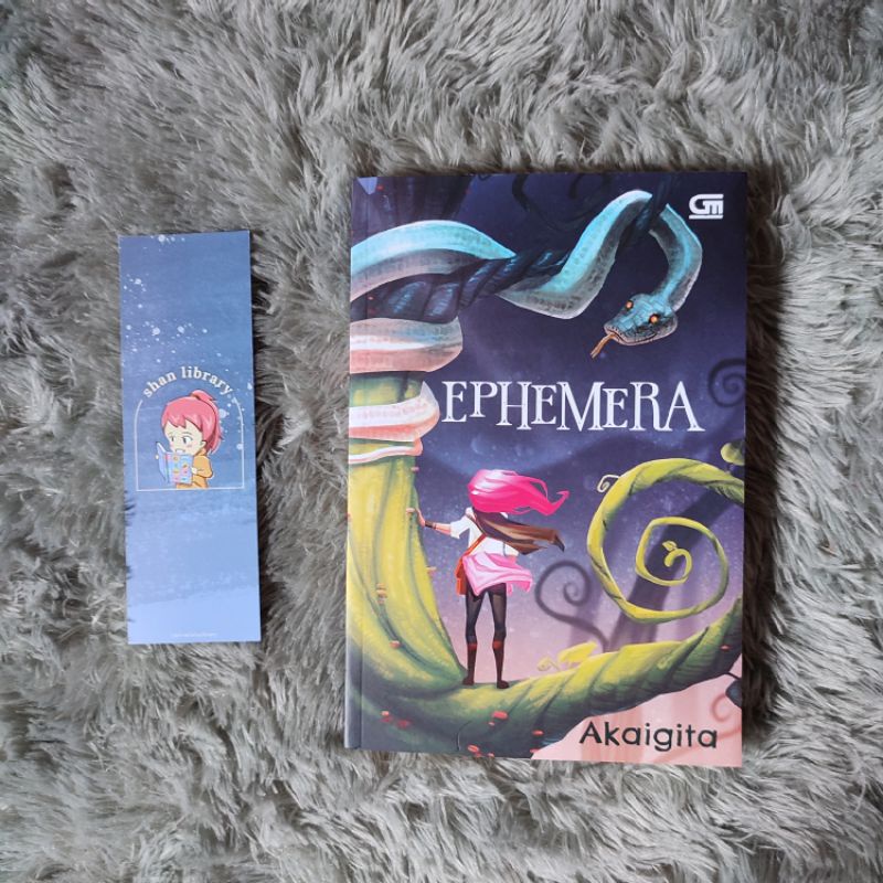 Ephemera oleh Akaigita