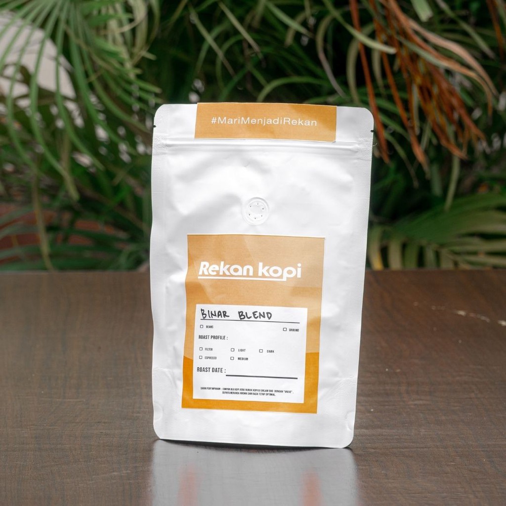 

Biji Kopi Espresso Binar Blend Full Arabika 250gr ( Bubuk / Biji ) Rekan Kopi Specialty Coffee