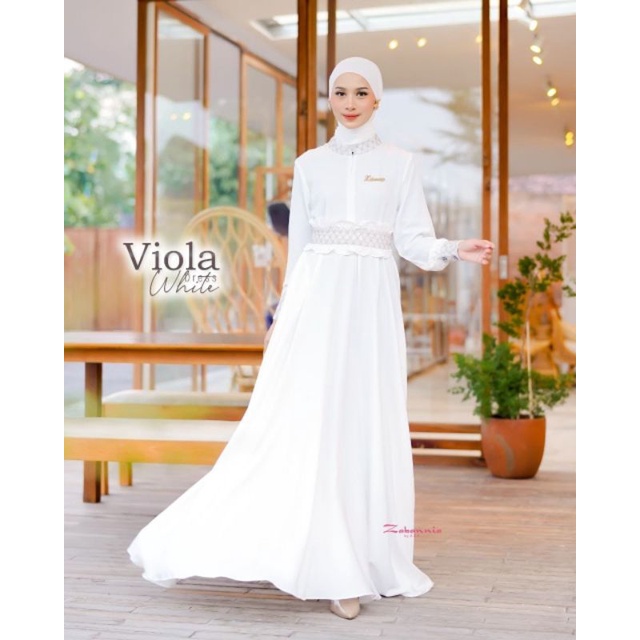 Viola Dress by Zabannia