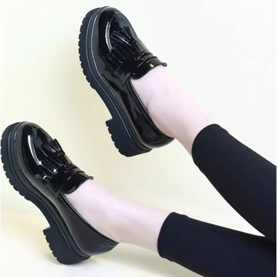 SEPATU VINTAGE RUMBAI GLOSY BLACK PREMIUM / SEPATU  DOCMART NEW BEST SELLER 088