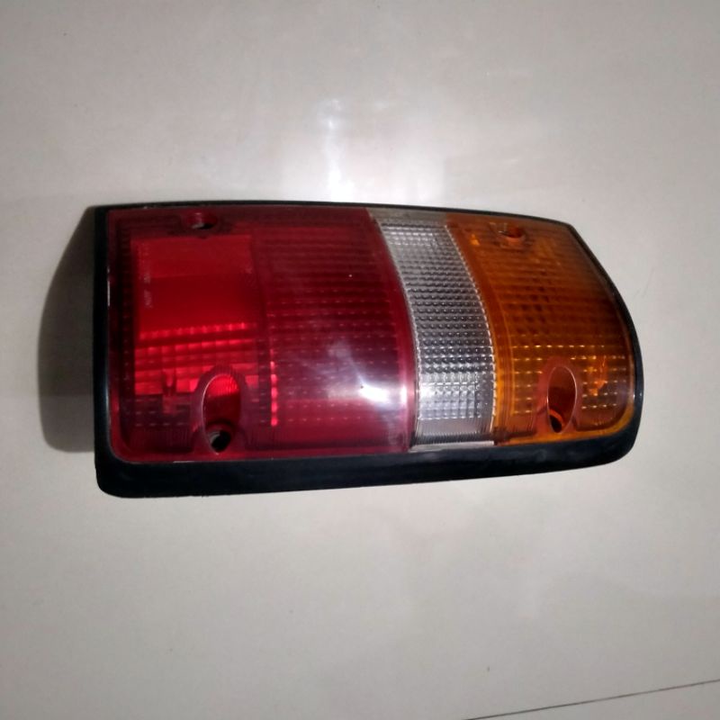 stoplamp kijang grand stop lamp kijang super toyota stoplamp