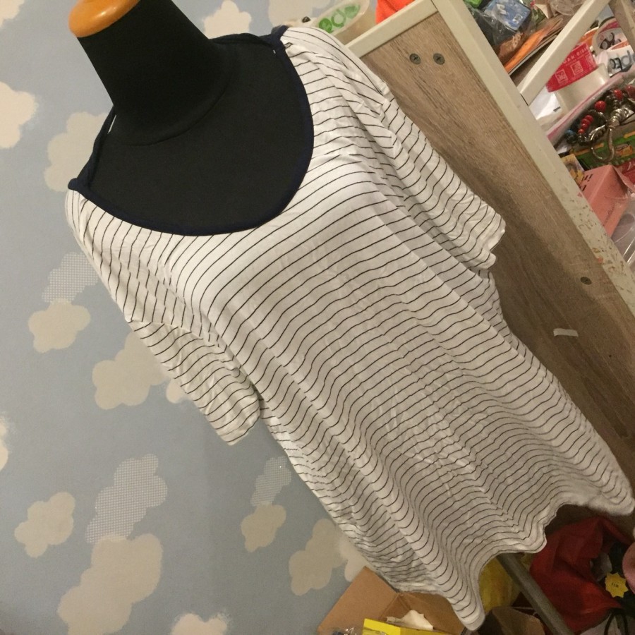 Preloved Cotton On -  Kaos Wanita