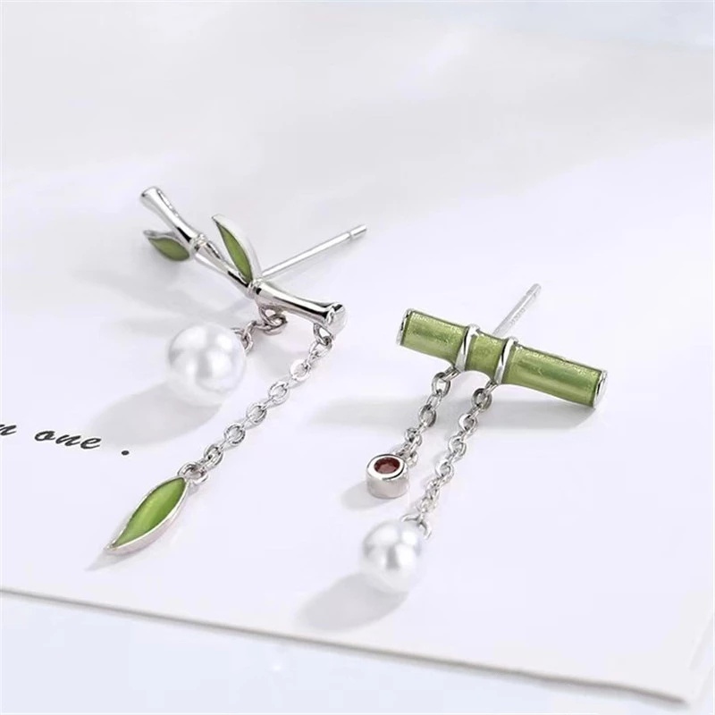 [Korean Vintage Asymmetric Bamboo Leaves Pearl Earrings ] [Women Bridal Wedding Drop Earrings] [Ladies Elegant Long Dangle Earrings]