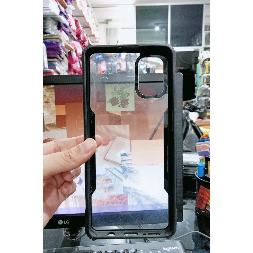 Anti Shocking Samsung M20/M30/M32/M52 5G/M62/M23 5G/M33 5G/M51/S23/S23 PLUS/S23 ULTRA Hardcase Mika List Hitam Acrylic Case