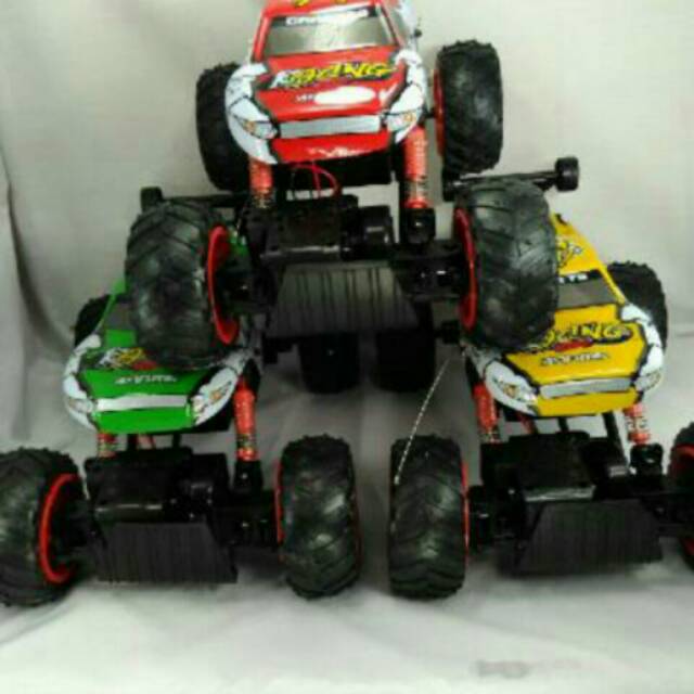 Mainan remote crawler king