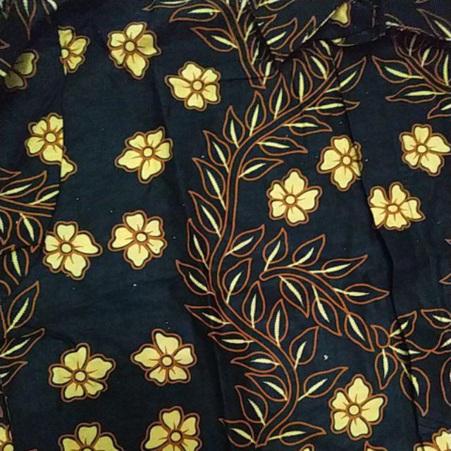 Kemeja Batik Kerja Big Size Jumbo Size Fit Xxl Ld 115 Warna Hitam Putih Casual Formal Kondangan.