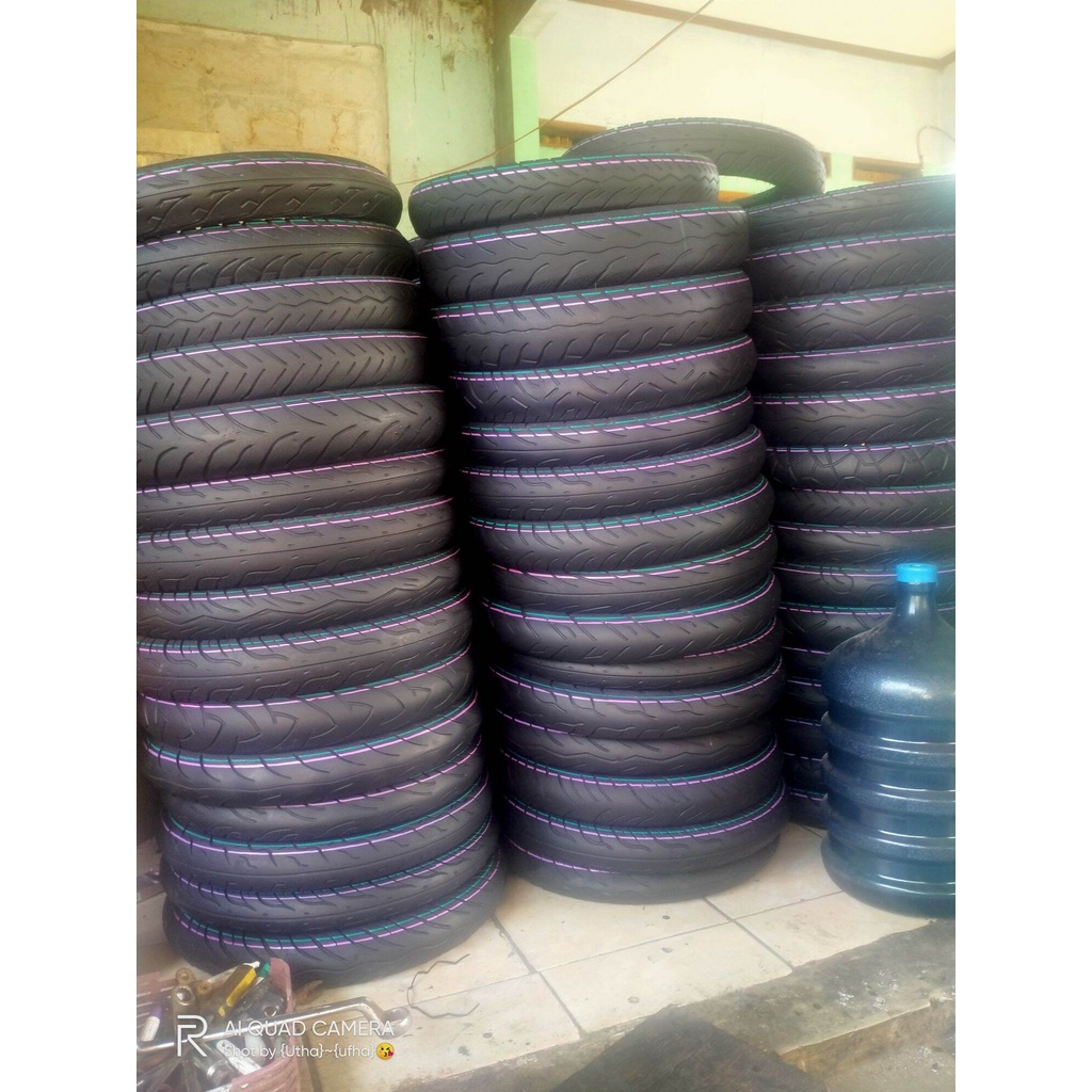 BAN TUBLES UKIRAN MOTOR METIK RENDOM. HANYA KHUSU RING 14. UKURAN TERKECIL 70/90-14 UKURAN TERBESAR 