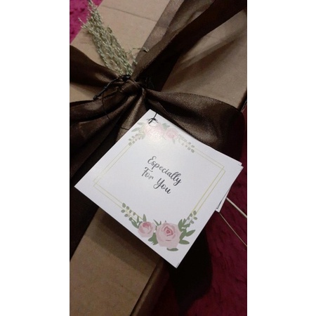 

PAKET HAMPERS//GIFT//KADO//INCLUDEHIJAB