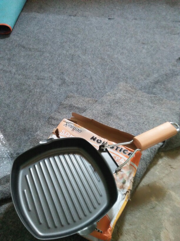 [free Buble ] Square Grill Pan 20 Cm