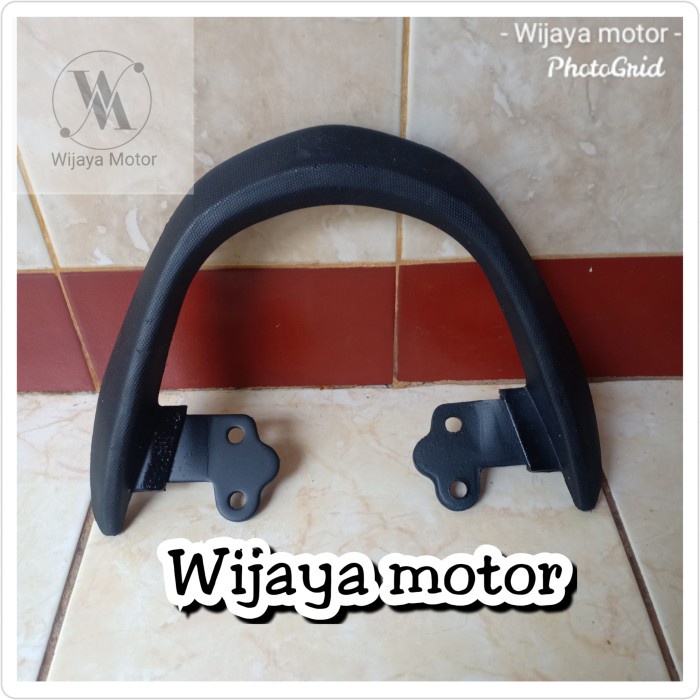 behel besi belakang honda revo lama