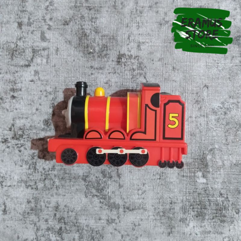 (Preloved) Mainan Happy Meal mcd Thomas and tayo