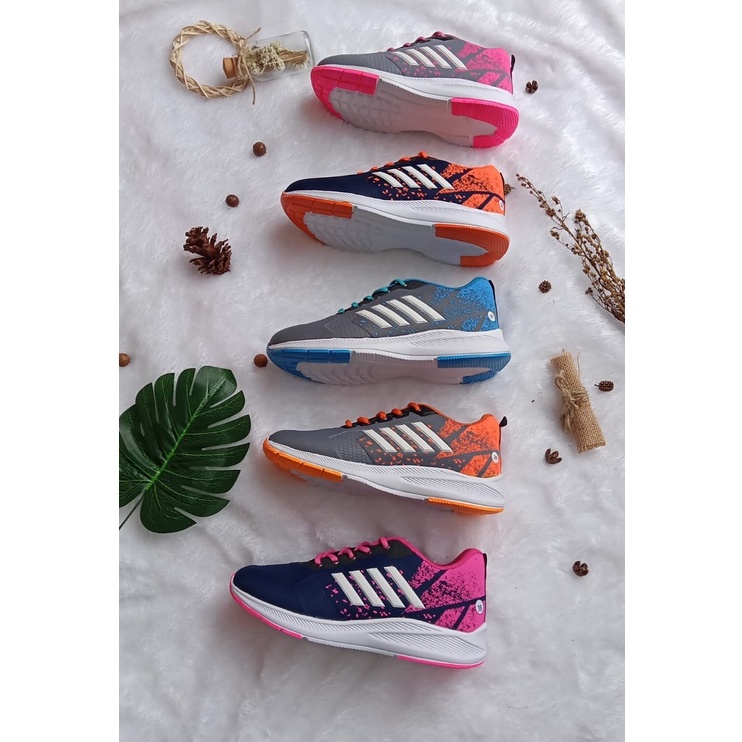 SEPATU SENAM/SEPATU JALAN-JALAN/SEPATU OLAH RAGA/SEPATU WANITA