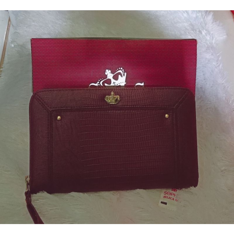 Dompet Sophie Martin