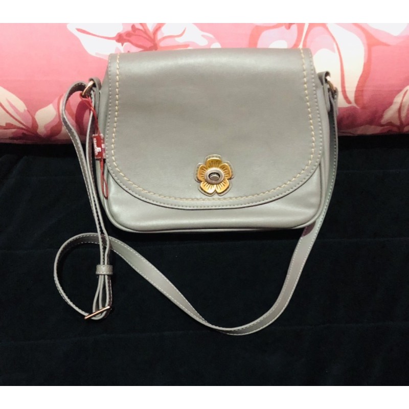 tas selempang elizabeth preloved