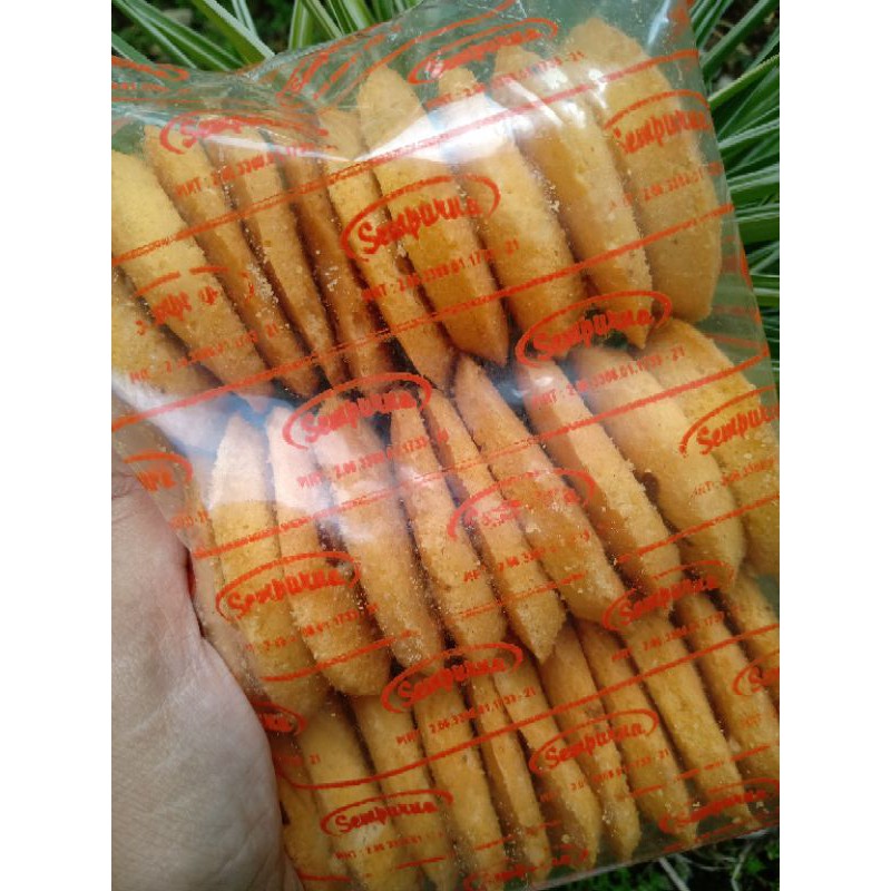 

Free Kardus + Buble Bolu kering jadul/ bolu kering renyah/kue kering jadul