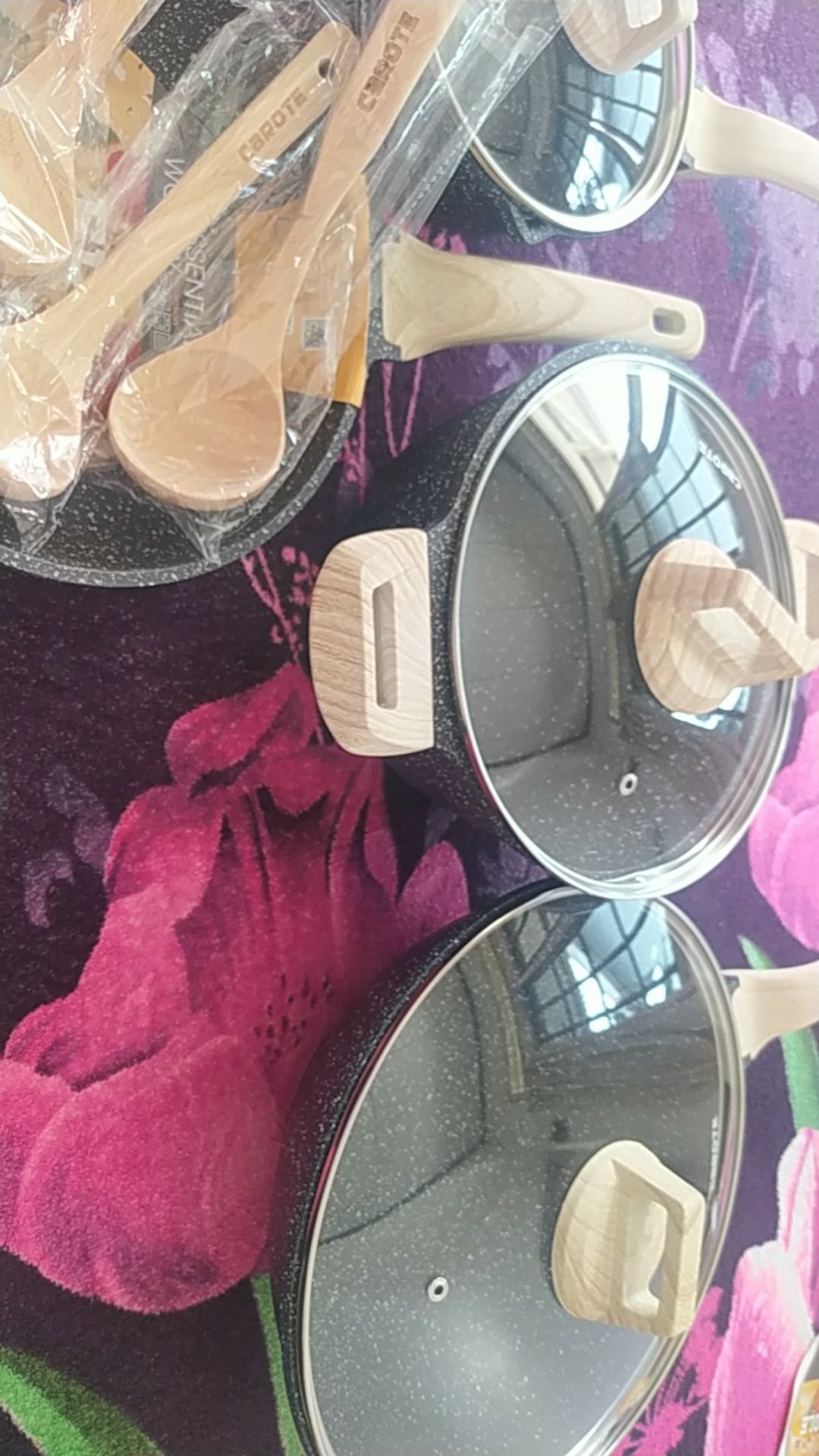 Carote Essential Woody Panci Susu Anti Lengket 16/18cm  Lengkap Dengan Tutup