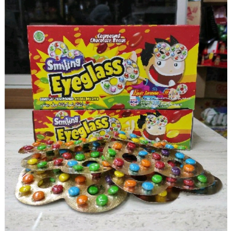 

Permen Coklat Jadul Smilling Eyeglass (1 box 40 pcs)