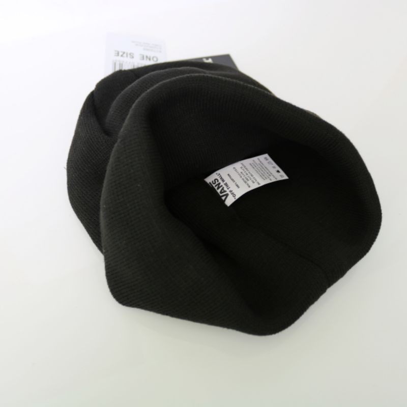 Kupluk/beanie vans hitam