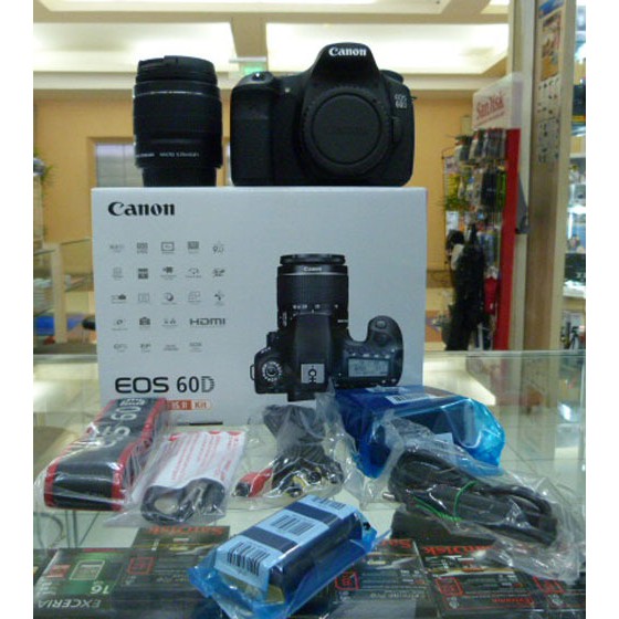 kamera canon eos 60d kit