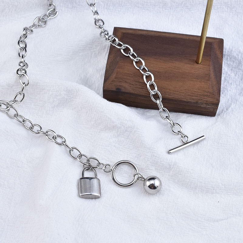 OT Kalung Rantai Dengan Liontin Gembok Gaya Hip Hop Untuk Wanita